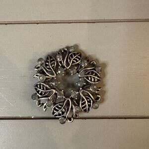 Vintage Silver Tone Leaf Wreath Rhinestone Brooch Circle Pin